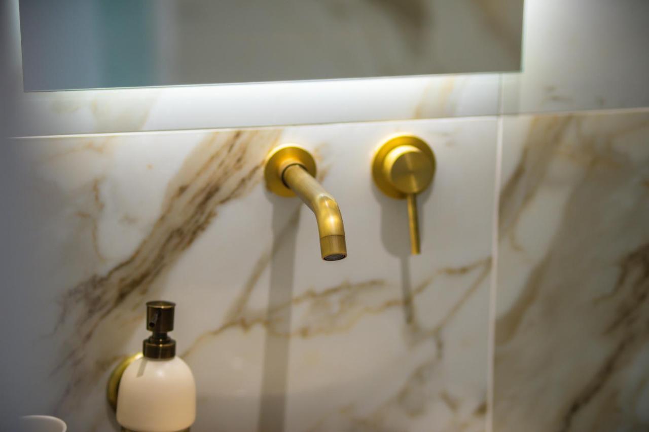 Δvo Luxury Apartment アイオス・ニコラオス エクステリア 写真